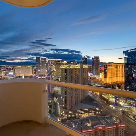 Balcony Full Strip View Suite Mgm Signature Free Valet Las Vegas Zewnętrze zdjęcie