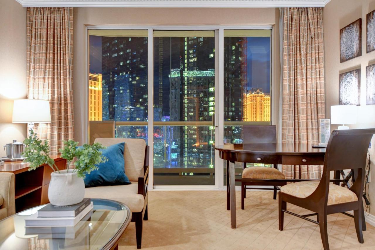 Balcony Full Strip View Suite Mgm Signature Free Valet Las Vegas Zewnętrze zdjęcie